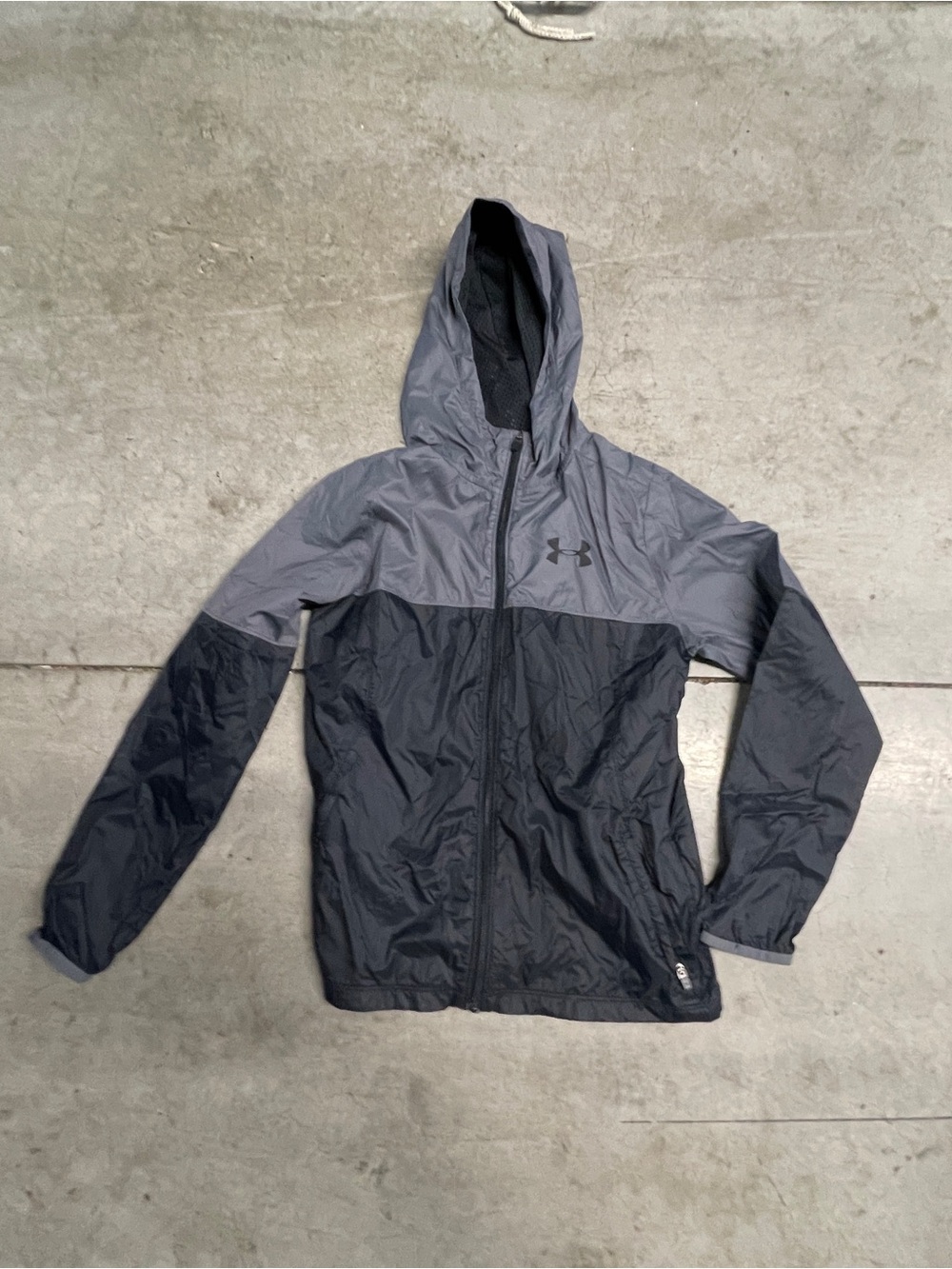 Under Armour Gray & Black Hooded Windbreaker Jacket Boys YMD